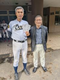 ②監督支援費贈呈20221008.jpg