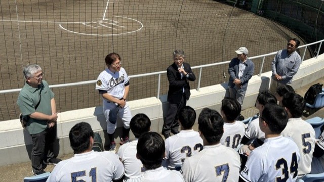 試合後、会長より激励.jpg