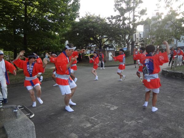 tokushima-awaodori-02.jpg