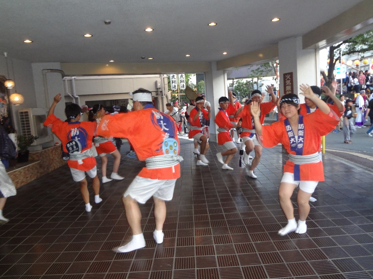 https://www.bodaidsk.com/news_topics/images/tokushima-awaodori-04.jpg