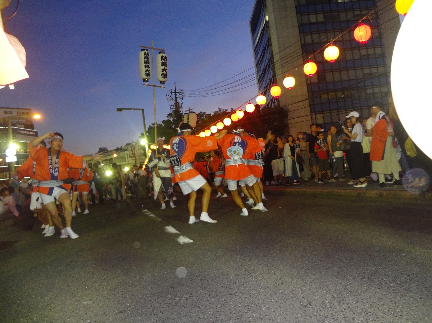 https://www.bodaidsk.com/news_topics/images/tokushima-awaodori-05.jpg